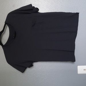 Black Abercrombie tshirt
